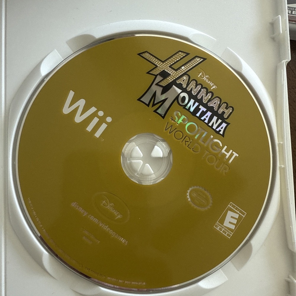 Hannah Montana: Spotlight World Tour (Nintendo Wii) 2007‎ Manual Included - Picture 5 of 6